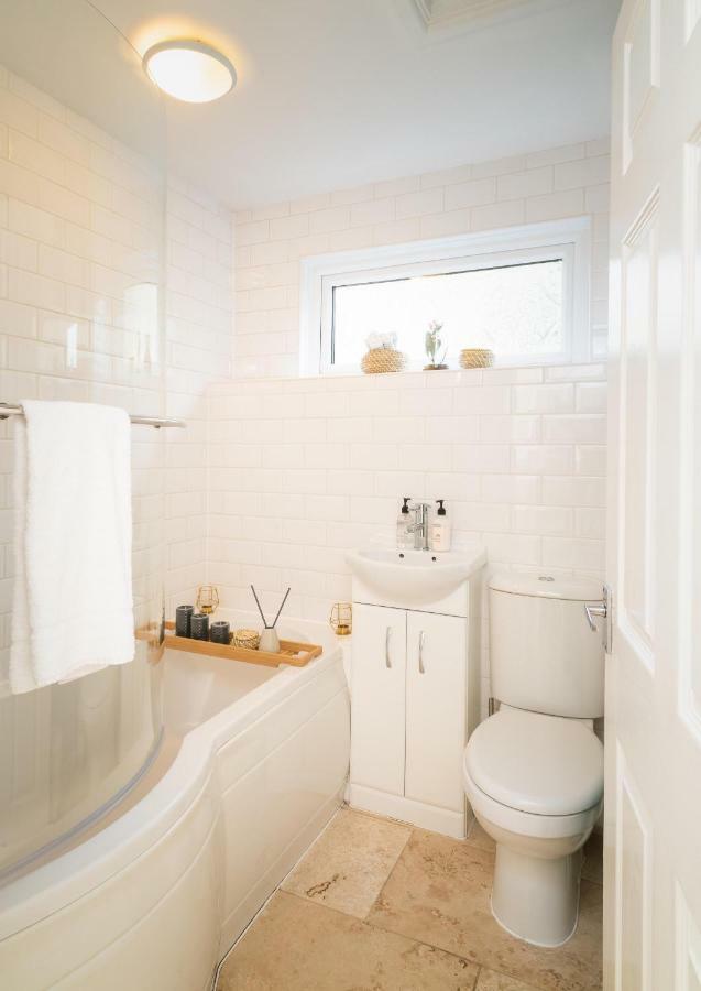 Exeter City Centre Entire House With Parking Villa ภายนอก รูปภาพ