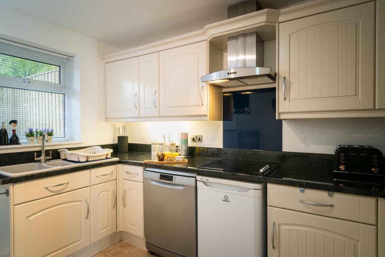 Exeter City Centre Entire House With Parking Villa ภายนอก รูปภาพ
